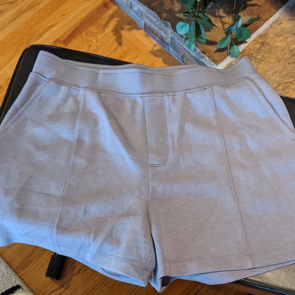 Cable & Gauge Light Gray Athletic Shorts